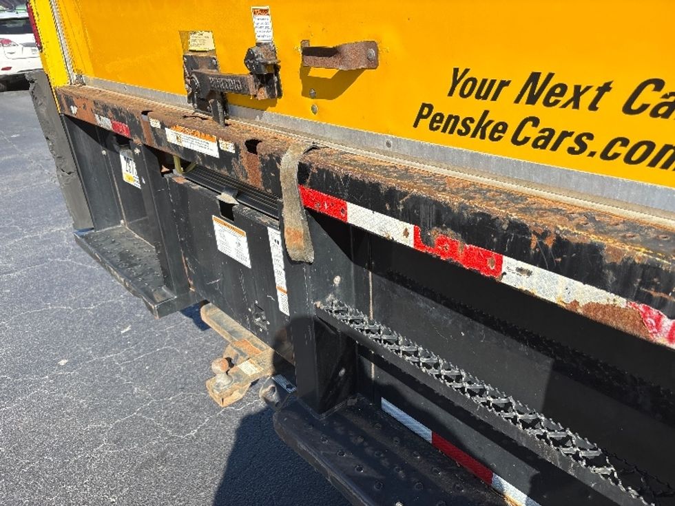 Medium Duty Box Truck-Light and Medium Duty Trucks-International-2021-MV607-Atlanta-GA-216,248\n\t\tmiles-$ 41,500 - Image 26