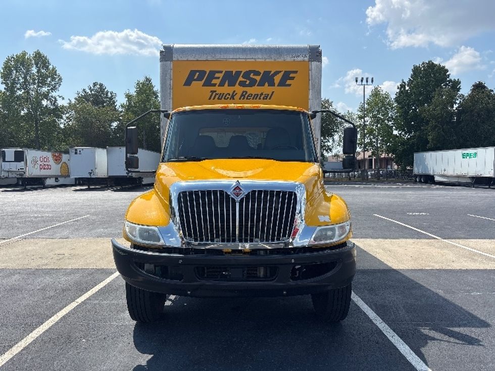 Medium Duty Box Truck-Light and Medium Duty Trucks-International-2021-MV607-Atlanta-GA-220,088\n\t\tmiles-$ 42,250 - Image 2