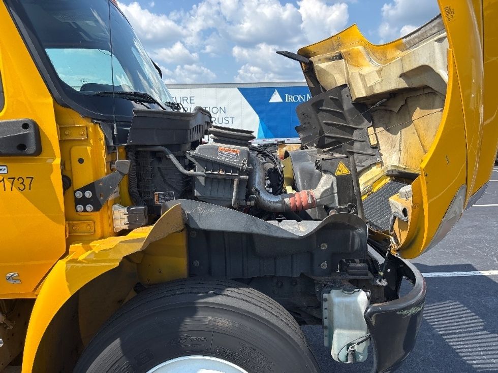 Medium Duty Box Truck-Light and Medium Duty Trucks-International-2021-MV607-Atlanta-GA-220,088\n\t\tmiles-$ 42,250 - Image 22