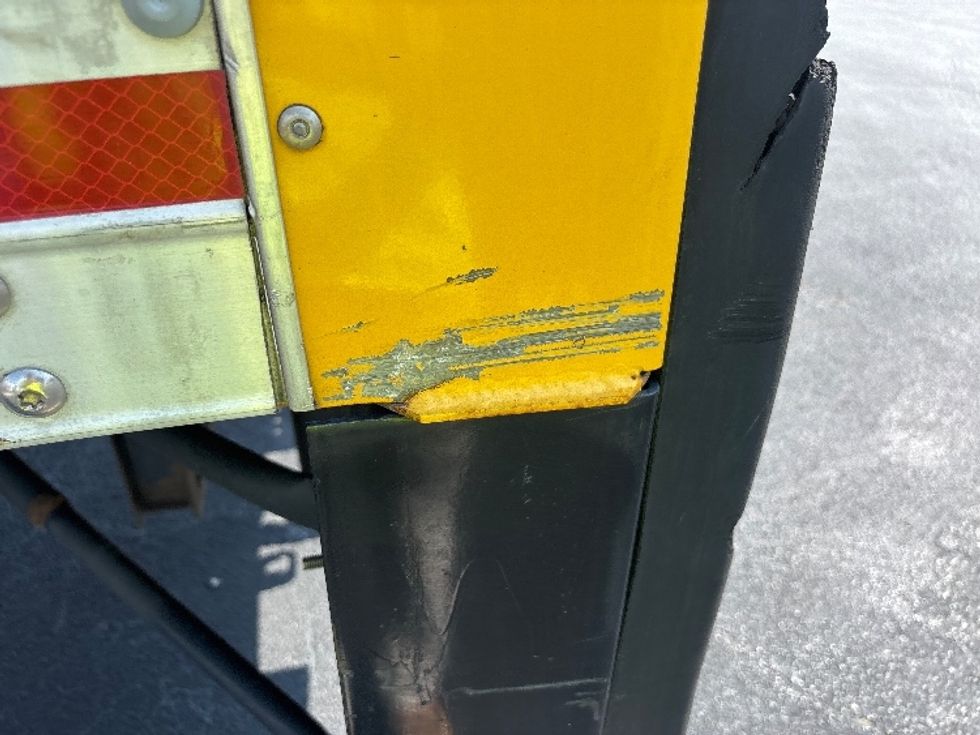Medium Duty Box Truck-Light and Medium Duty Trucks-International-2021-MV607-Atlanta-GA-220,088\n\t\tmiles-$ 42,250 - Image 26