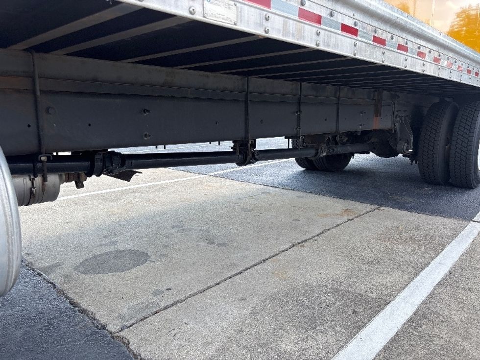 Medium Duty Box Truck-Light and Medium Duty Trucks-International-2021-MV607-Atlanta-GA-220,088\n\t\tmiles-$ 42,250 - Image 5