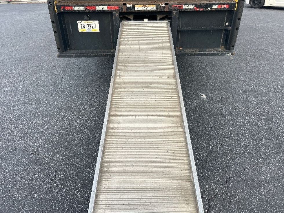 Medium Duty Box Truck-Light and Medium Duty Trucks-International-2021-MV607-Atlanta-GA-227,981\n\t\tmiles-$ 40,750 - Image 10