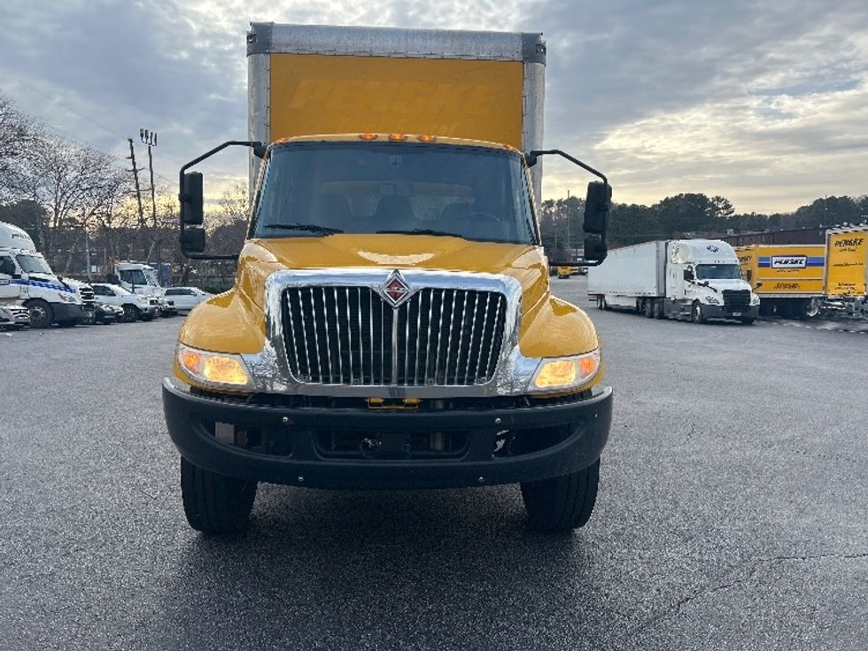 Medium Duty Box Truck-Light and Medium Duty Trucks-International-2021-MV607-Atlanta-GA-227,981\n\t\tmiles-$ 40,750 - Image 2