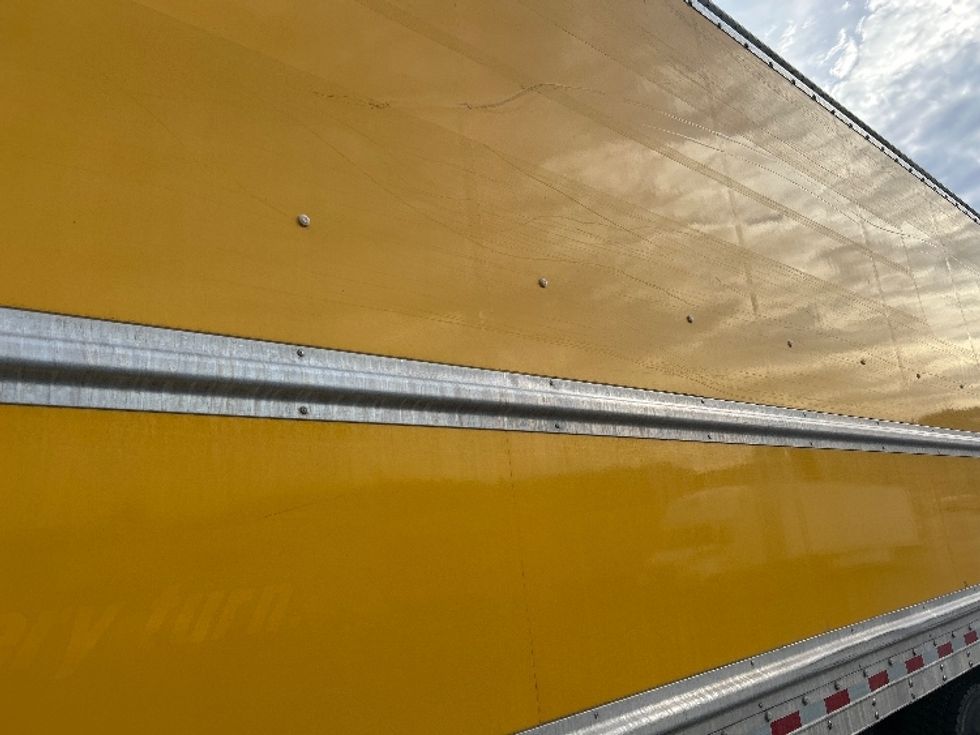 Medium Duty Box Truck-Light and Medium Duty Trucks-International-2021-MV607-Atlanta-GA-227,981\n\t\tmiles-$ 40,750 - Image 25