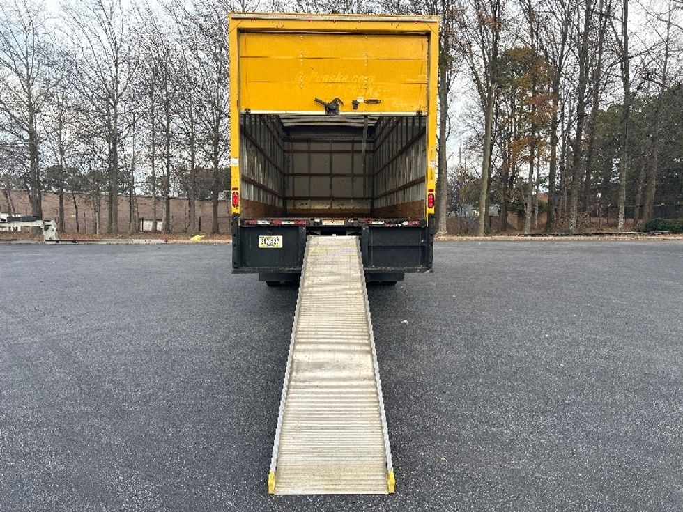 Medium Duty Box Truck-Light and Medium Duty Trucks-International-2021-MV607-Atlanta-GA-227,981\n\t\tmiles-$ 40,750 - Image 9