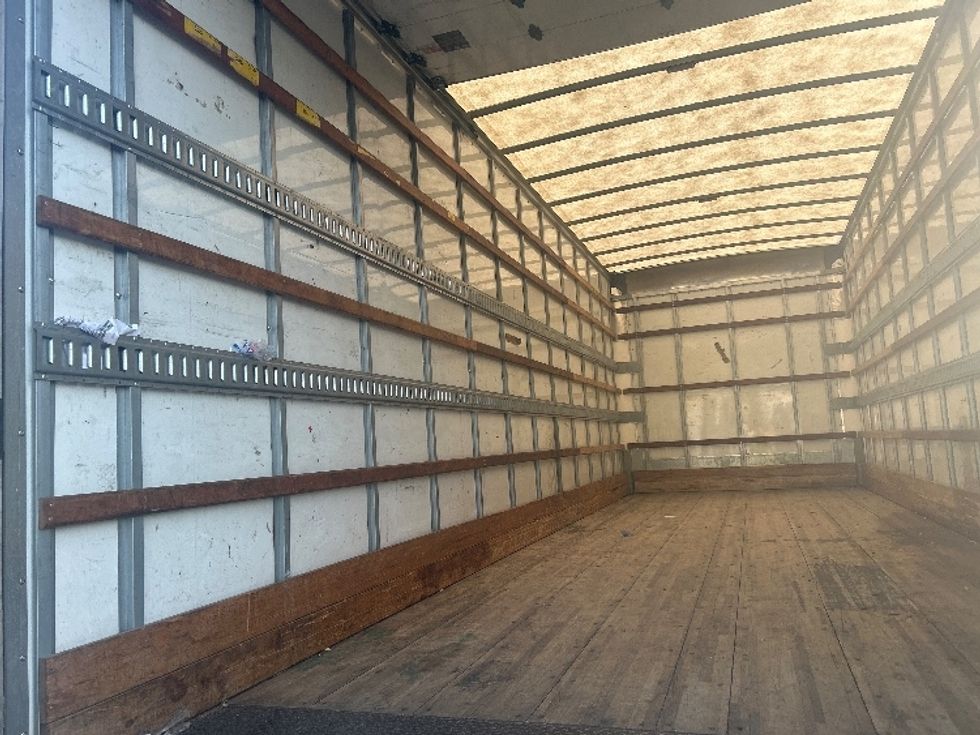 Medium Duty Box Truck-Light and Medium Duty Trucks-International-2021-MV607-Atlanta-GA-228,485\n\t\tmiles-$ 52,000 - Image 11