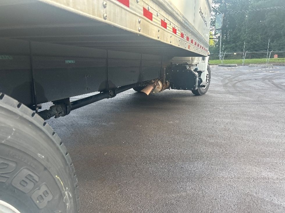 Medium Duty Box Truck-Light and Medium Duty Trucks-International-2021-MV607-Atlanta-GA-228,485\n\t\tmiles-$ 52,000 - Image 14