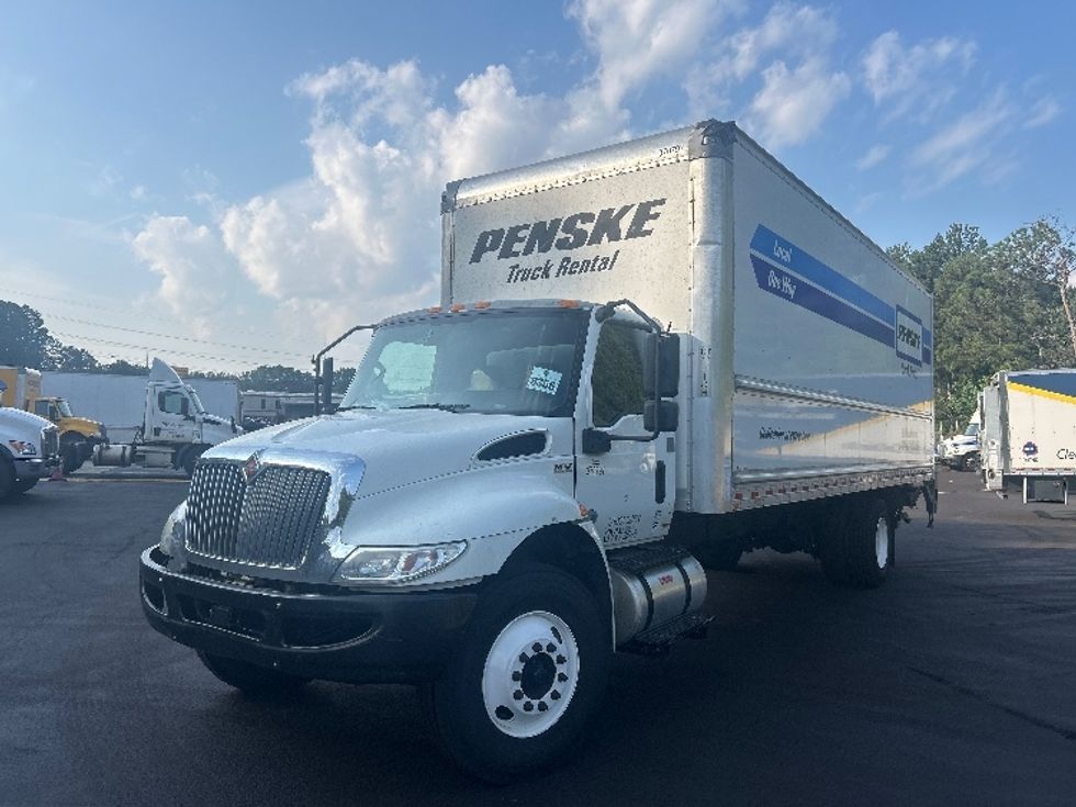 Medium Duty Box Truck-Light and Medium Duty Trucks-International-2021-MV607-Atlanta-GA-228,485\n\t\tmiles-$ 52,000 - Image 3