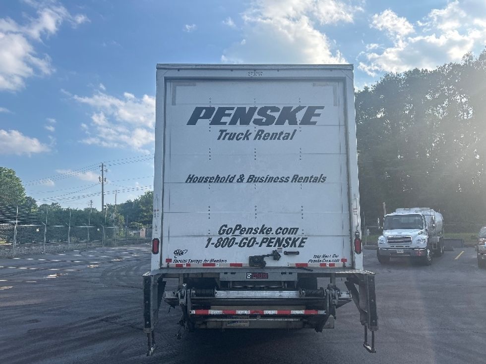 Medium Duty Box Truck-Light and Medium Duty Trucks-International-2021-MV607-Atlanta-GA-228,485\n\t\tmiles-$ 52,000 - Image 7