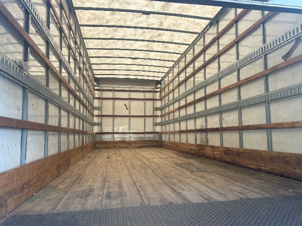 Medium Duty Box Truck-Light and Medium Duty Trucks-International-2021-MV607-Atlanta-GA-228,485\n\t\tmiles-$ 52,000 - Image 8