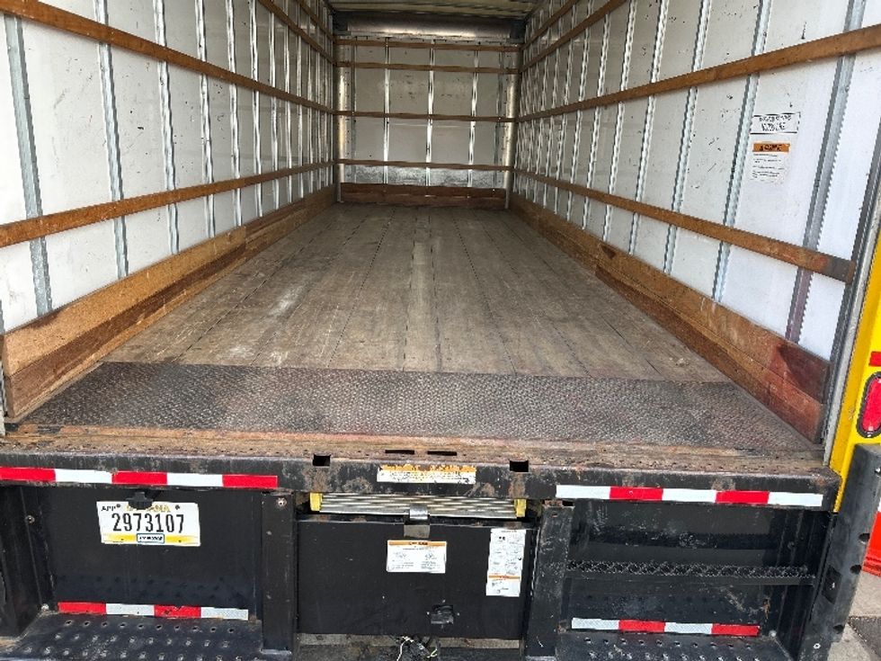 Medium Duty Box Truck-Light and Medium Duty Trucks-International-2021-MV607-Atlanta-GA-232,725\n\t\tmiles-$ 40,000 - Image 10