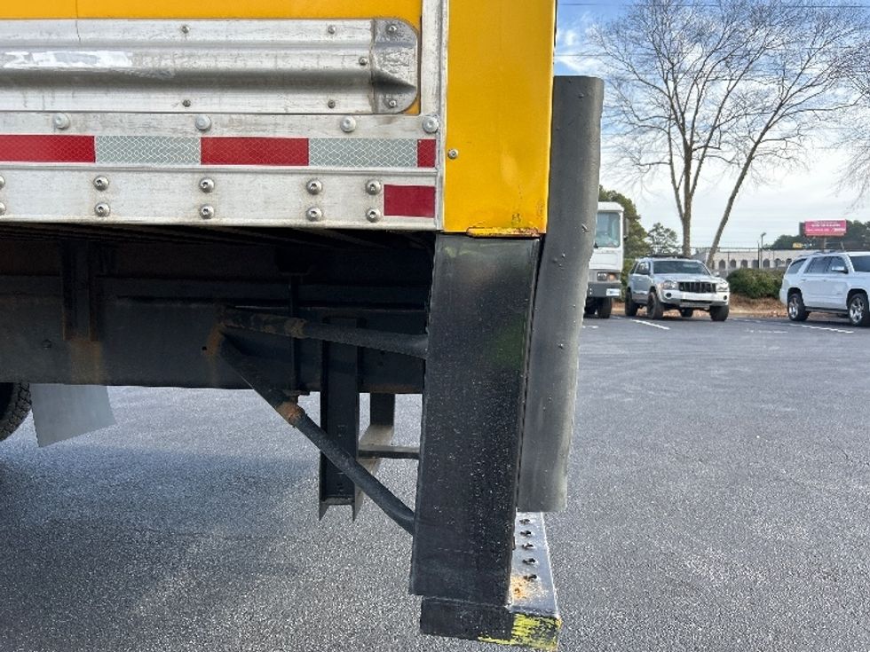 Medium Duty Box Truck-Light and Medium Duty Trucks-International-2021-MV607-Atlanta-GA-232,725\n\t\tmiles-$ 40,000 - Image 28