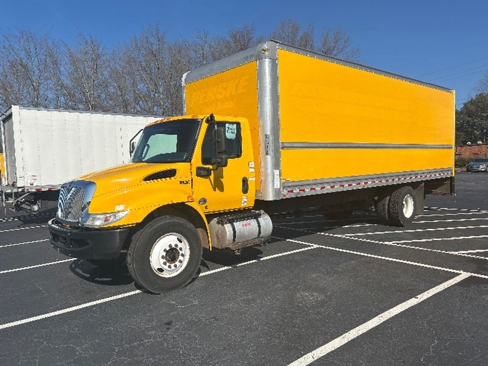 Medium Duty Box Truck-Light and Medium Duty Trucks-International-2021-MV607-Atlanta-GA-232,817\n\t\tmiles-$ 40,000 - Image 3