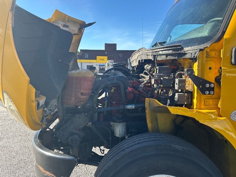 Medium Duty Box Truck-Light and Medium Duty Trucks-International-2021-MV607-Atlanta-GA-233,672\n\t\tmiles-$ 38,250 - Image 23