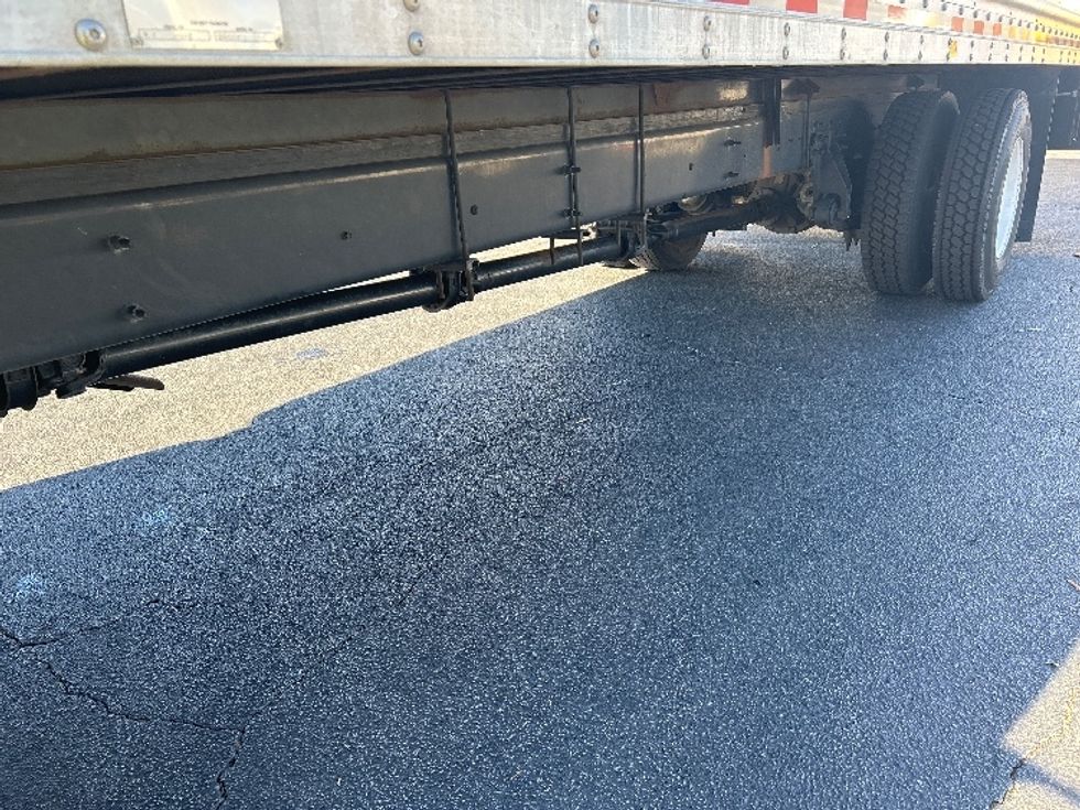 Medium Duty Box Truck-Light and Medium Duty Trucks-International-2021-MV607-Atlanta-GA-233,672\n\t\tmiles-$ 38,250 - Image 5