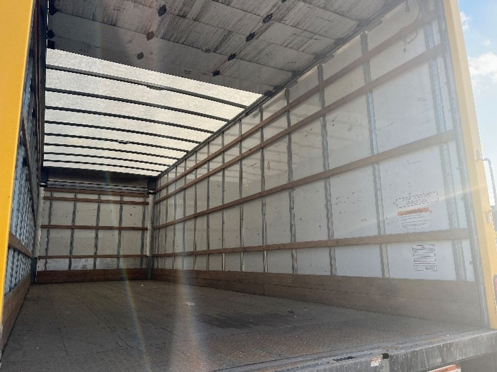 Medium Duty Box Truck-Light and Medium Duty Trucks-International-2021-MV607-Atlanta-GA-243,324\n\t\tmiles-$ 36,500 - Image 11