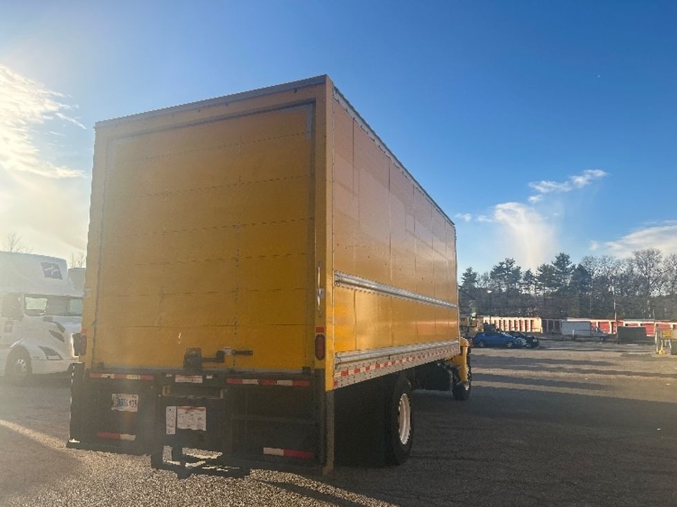 Medium Duty Box Truck-Light and Medium Duty Trucks-International-2021-MV607-Auburn-MA-185,501\n\t\tmiles-$ 34,000 - Image 13