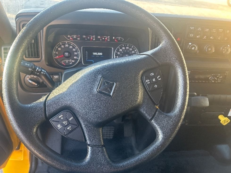 Medium Duty Box Truck-Light and Medium Duty Trucks-International-2021-MV607-Auburn-MA-185,501\n\t\tmiles-$ 34,000 - Image 18