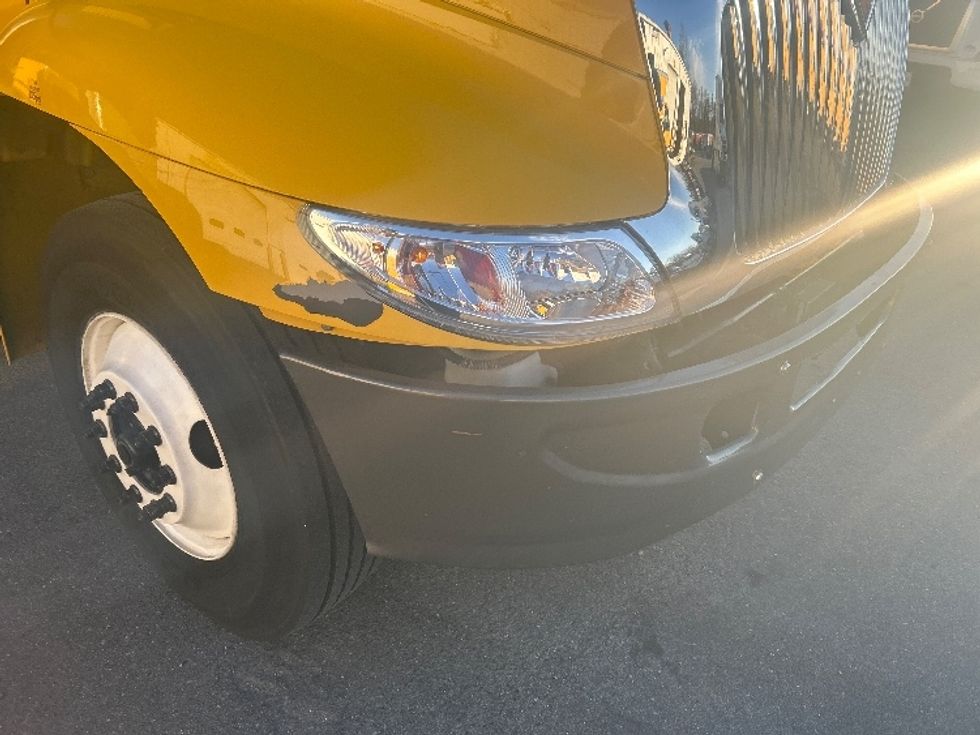 Medium Duty Box Truck-Light and Medium Duty Trucks-International-2021-MV607-Auburn-MA-185,501\n\t\tmiles-$ 34,000 - Image 27