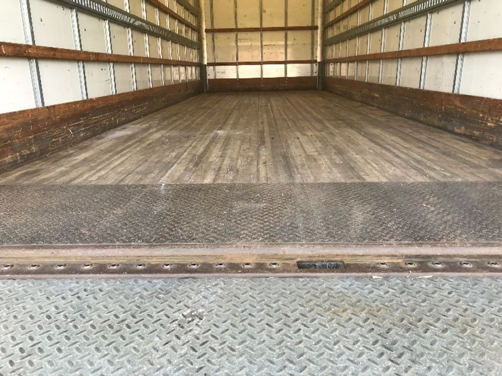 Medium Duty Box Truck-Light and Medium Duty Trucks-International-2021-MV607-Auburn-MA-231,801\n\t\tmiles-$ 39,500 - Image 10