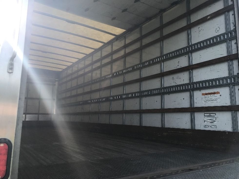 Medium Duty Box Truck-Light and Medium Duty Trucks-International-2021-MV607-Auburn-MA-231,801\n\t\tmiles-$ 39,500 - Image 12