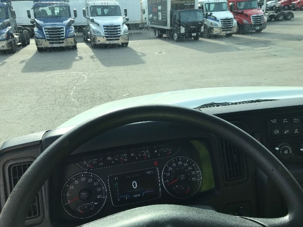 Medium Duty Box Truck-Light and Medium Duty Trucks-International-2021-MV607-Auburn-MA-231,801\n\t\tmiles-$ 39,500 - Image 18