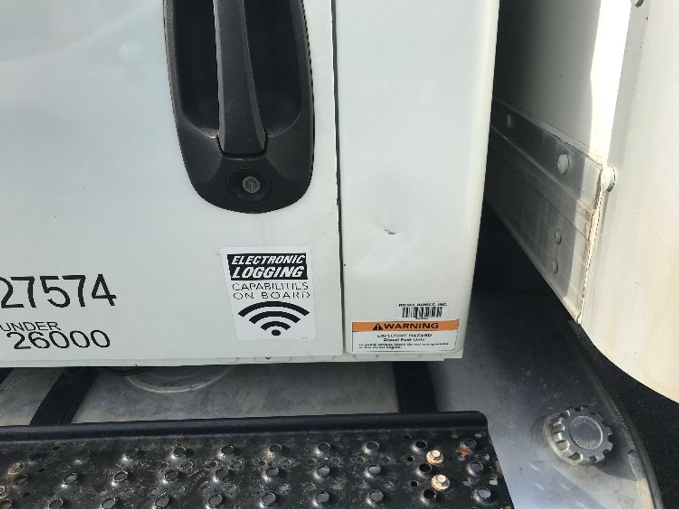 Medium Duty Box Truck-Light and Medium Duty Trucks-International-2021-MV607-Auburn-MA-231,801\n\t\tmiles-$ 39,500 - Image 25