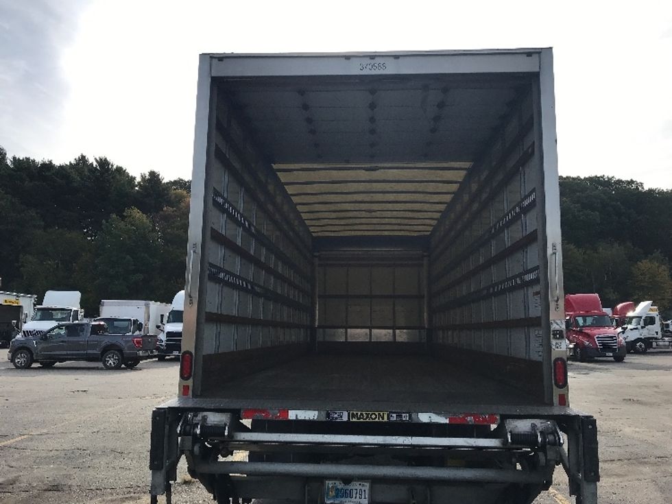 Medium Duty Box Truck-Light and Medium Duty Trucks-International-2021-MV607-Auburn-MA-231,801\n\t\tmiles-$ 39,500 - Image 8