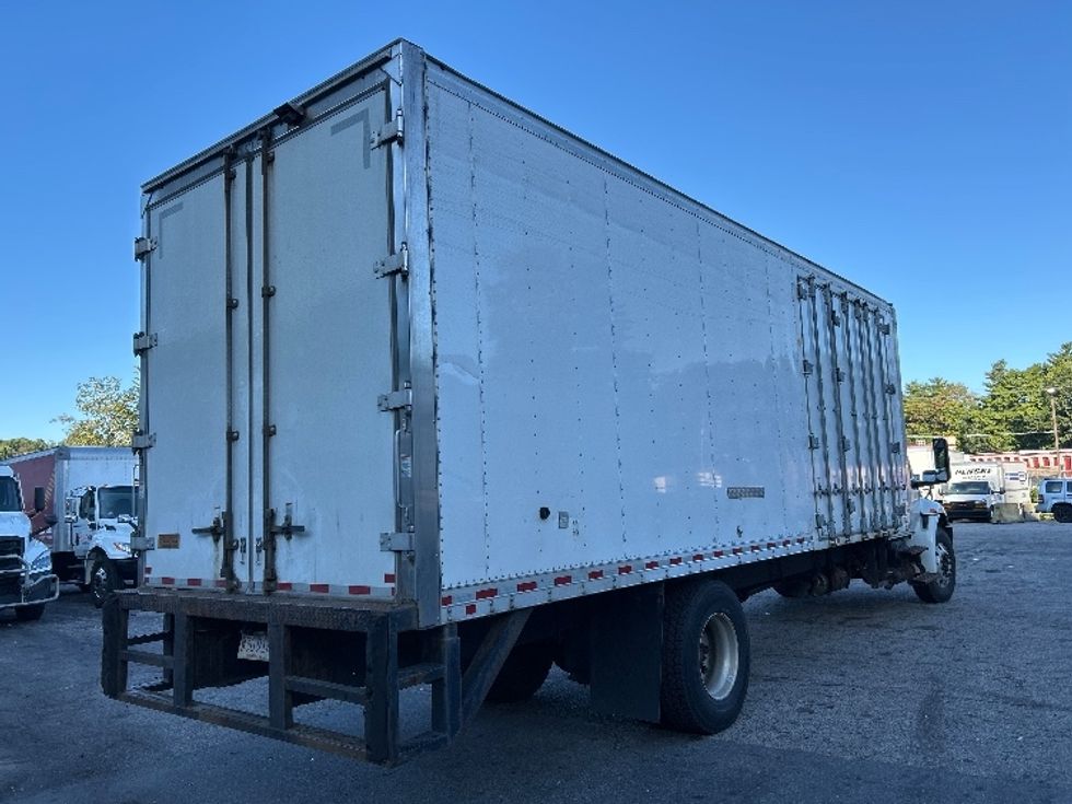 Medium Duty Box Truck-Light and Medium Duty Trucks-International-2021-MV607-Auburn-MA-267,495\n\t\tmiles-$ 37,000 - Image 12