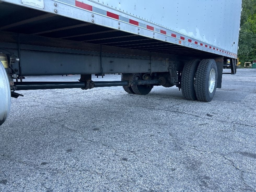 Medium Duty Box Truck-Light and Medium Duty Trucks-International-2021-MV607-Auburn-MA-267,495\n\t\tmiles-$ 37,000 - Image 5