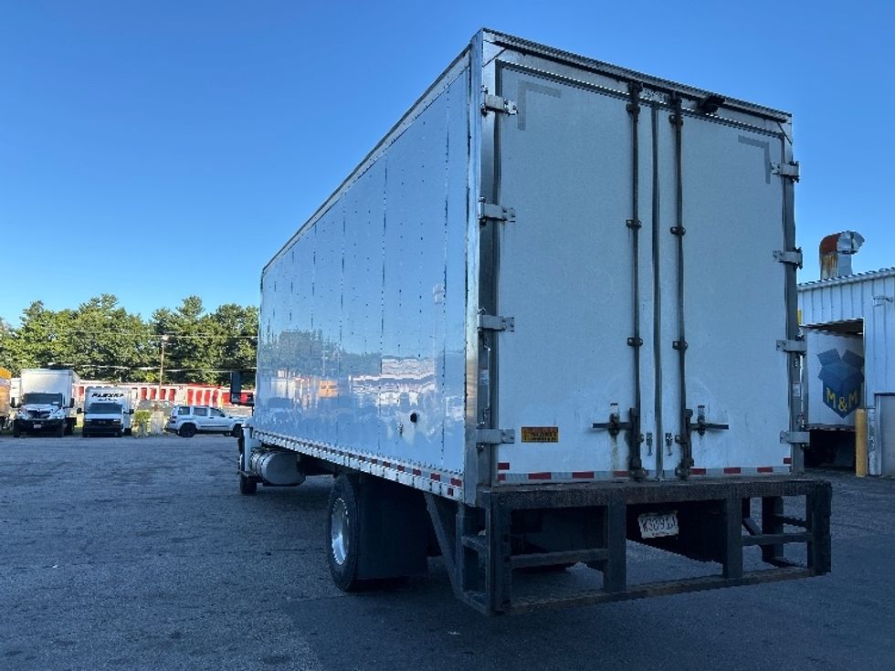 Medium Duty Box Truck-Light and Medium Duty Trucks-International-2021-MV607-Auburn-MA-267,495\n\t\tmiles-$ 37,000 - Image 6
