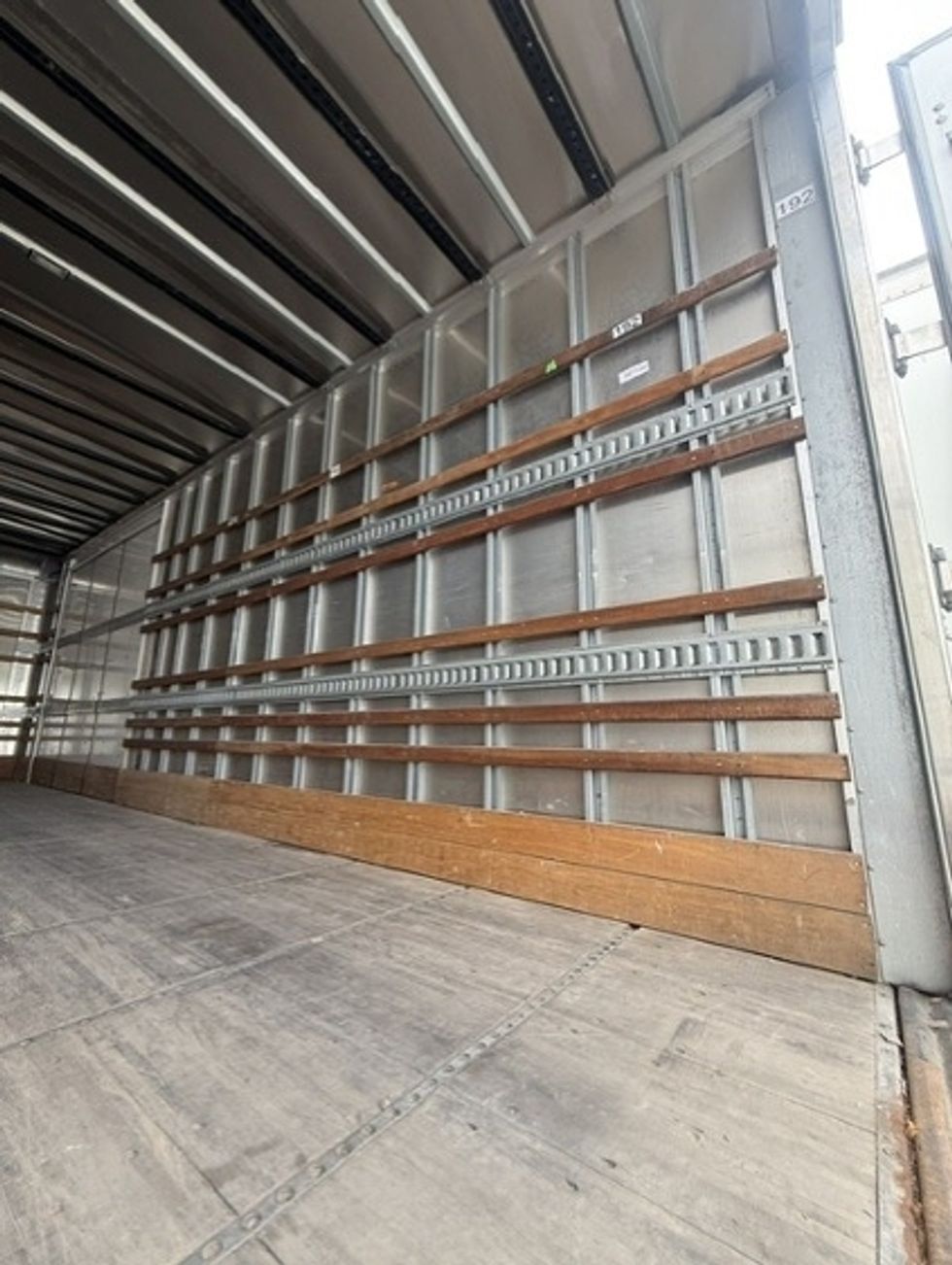 Medium Duty Box Truck-Light and Medium Duty Trucks-International-2021-MV607-Auburn-MA-305,945\n\t\tmiles-$ 29,500 - Image 10