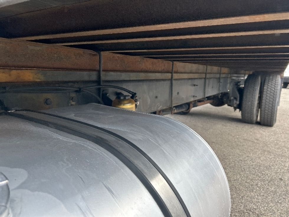 Medium Duty Box Truck-Light and Medium Duty Trucks-International-2021-MV607-Auburn-MA-305,945\n\t\tmiles-$ 29,500 - Image 5