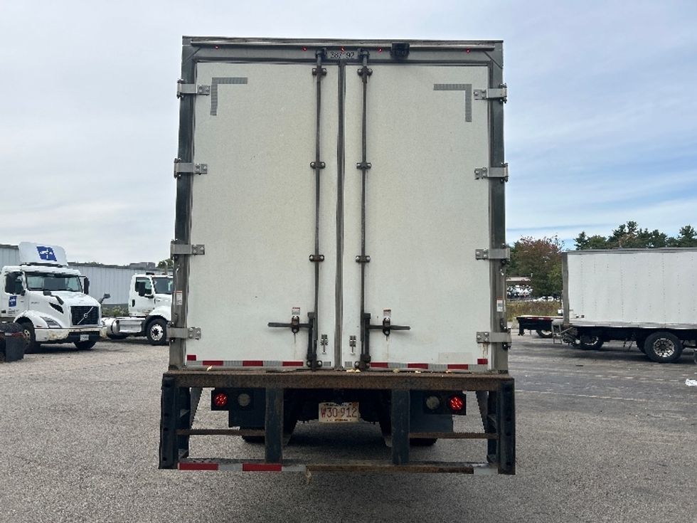 Medium Duty Box Truck-Light and Medium Duty Trucks-International-2021-MV607-Auburn-MA-305,945\n\t\tmiles-$ 29,500 - Image 7