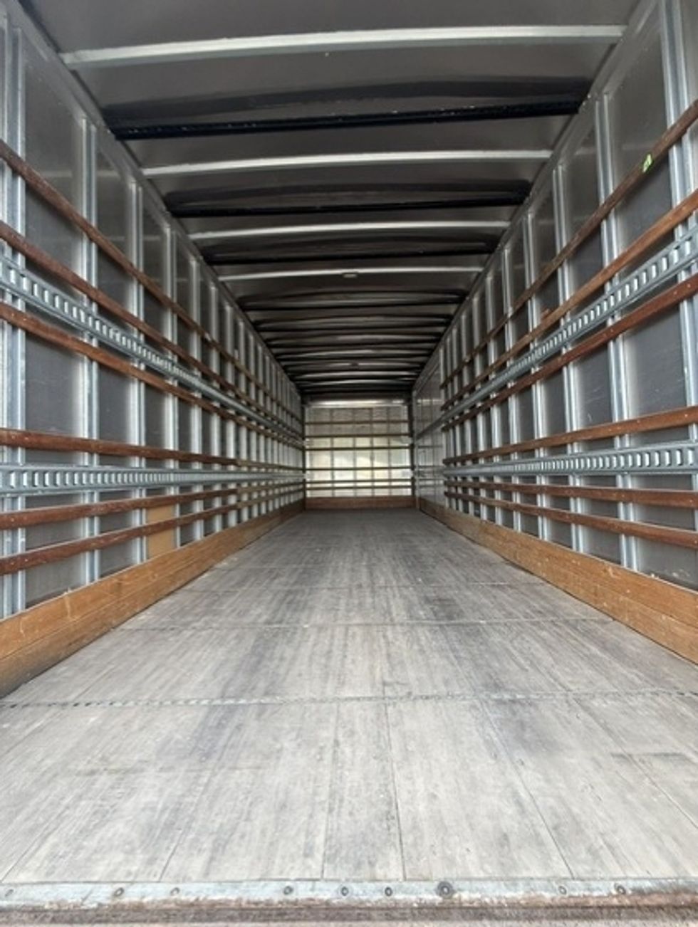 Medium Duty Box Truck-Light and Medium Duty Trucks-International-2021-MV607-Auburn-MA-305,945\n\t\tmiles-$ 29,500 - Image 8