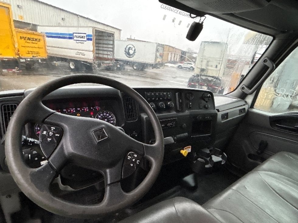 Medium Duty Box Truck-Light and Medium Duty Trucks-International-2021-MV607-Auburn-MA-313,901\n\t\tmiles-$ 27,250 - Image 16
