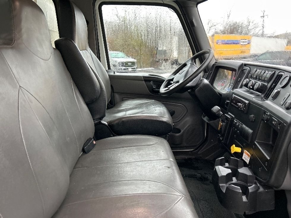 Medium Duty Box Truck-Light and Medium Duty Trucks-International-2021-MV607-Auburn-MA-313,901\n\t\tmiles-$ 27,250 - Image 20