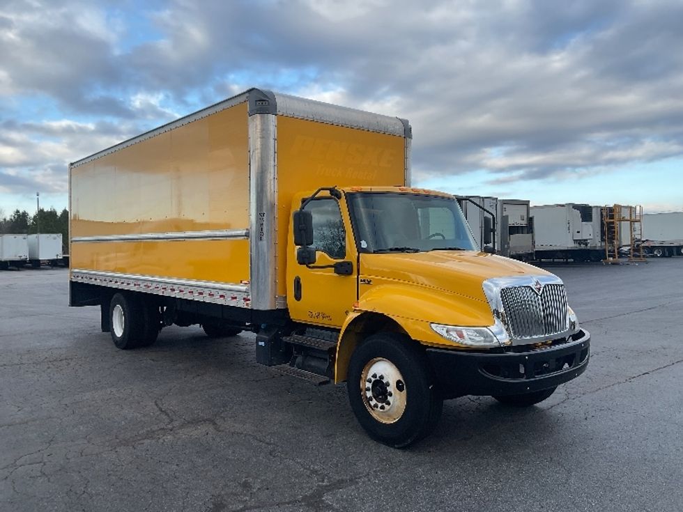 Medium Duty Box Truck-Light and Medium Duty Trucks-International-2021-MV607-Augusta-GA-199,166\n\t\tmiles-$ 43,500 - Image 1