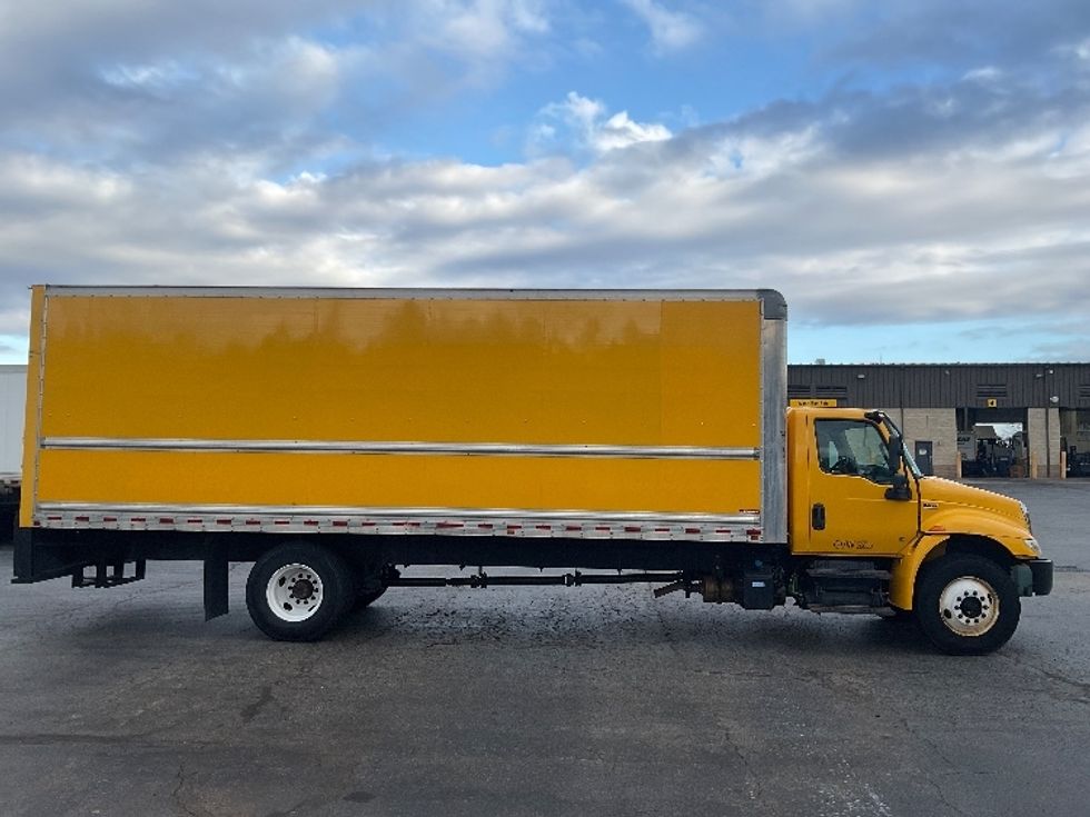 Medium Duty Box Truck-Light and Medium Duty Trucks-International-2021-MV607-Augusta-GA-199,166\n\t\tmiles-$ 43,500 - Image 14