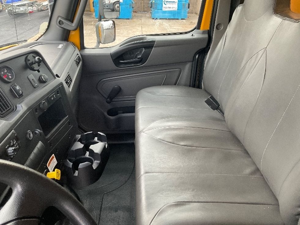 Medium Duty Box Truck-Light and Medium Duty Trucks-International-2021-MV607-Augusta-GA-199,166\n\t\tmiles-$ 43,500 - Image 17