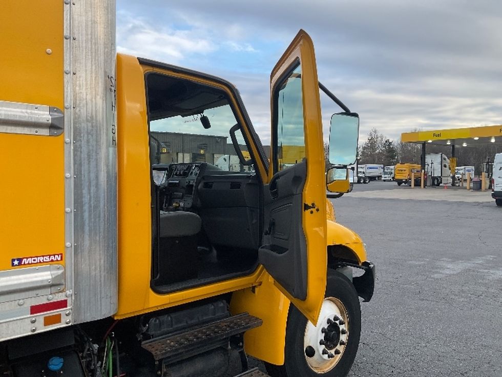 Medium Duty Box Truck-Light and Medium Duty Trucks-International-2021-MV607-Augusta-GA-199,166\n\t\tmiles-$ 43,500 - Image 18