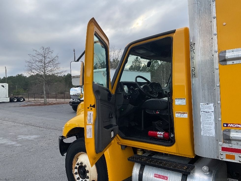 Medium Duty Box Truck-Light and Medium Duty Trucks-International-2021-MV607-Augusta-GA-199,166\n\t\tmiles-$ 43,500 - Image 20