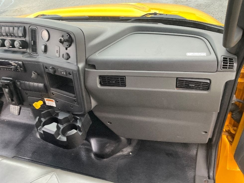 Medium Duty Box Truck-Light and Medium Duty Trucks-International-2021-MV607-Augusta-GA-199,166\n\t\tmiles-$ 43,500 - Image 21