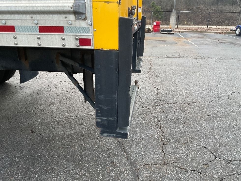 Medium Duty Box Truck-Light and Medium Duty Trucks-International-2021-MV607-Augusta-GA-199,166\n\t\tmiles-$ 43,500 - Image 27