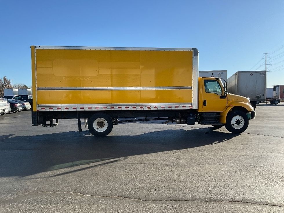 Medium Duty Box Truck-Light and Medium Duty Trucks-International-2021-MV607-Aurora-CO-165,097\n\t\tmiles-$ 41,000 - Image 15