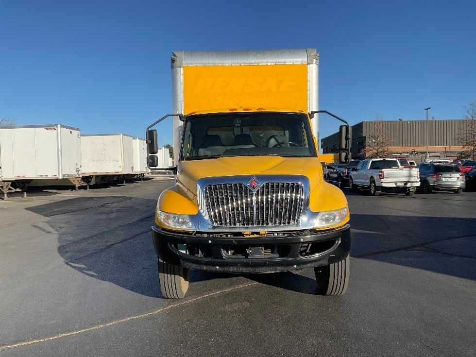 Medium Duty Box Truck-Light and Medium Duty Trucks-International-2021-MV607-Aurora-CO-165,097\n\t\tmiles-$ 41,000 - Image 2