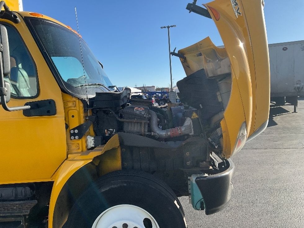 Medium Duty Box Truck-Light and Medium Duty Trucks-International-2021-MV607-Aurora-CO-165,097\n\t\tmiles-$ 41,000 - Image 23