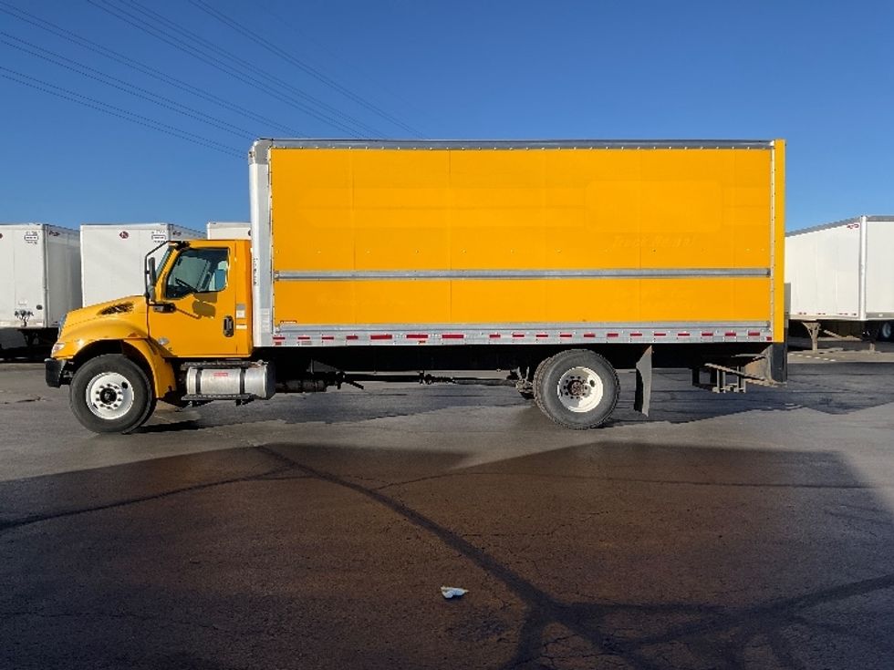 Medium Duty Box Truck-Light and Medium Duty Trucks-International-2021-MV607-Aurora-CO-165,097\n\t\tmiles-$ 41,000 - Image 4