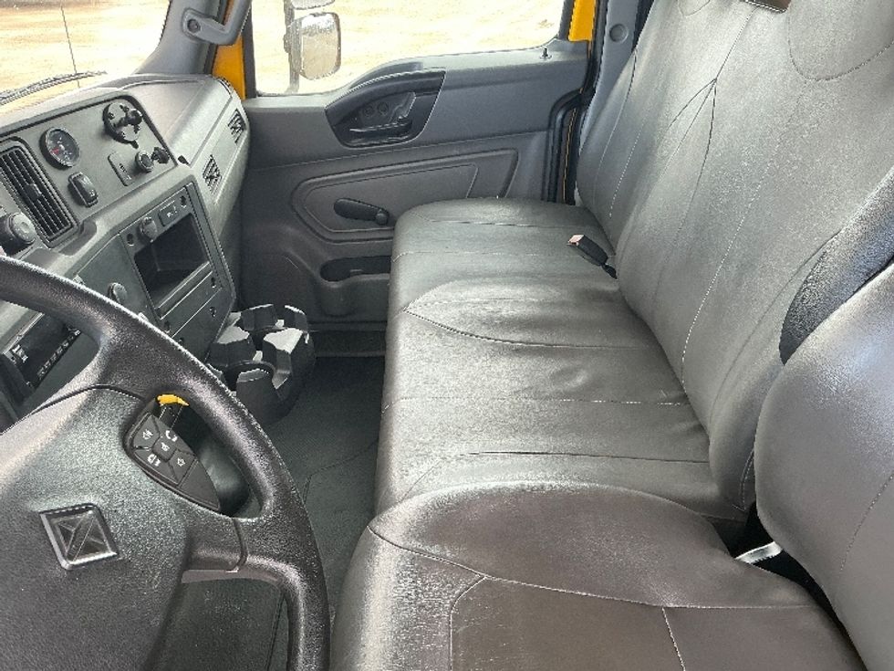 Medium Duty Box Truck-Light and Medium Duty Trucks-International-2021-MV607-Aurora-CO-220,474\n\t\tmiles-$ 39,250 - Image 18