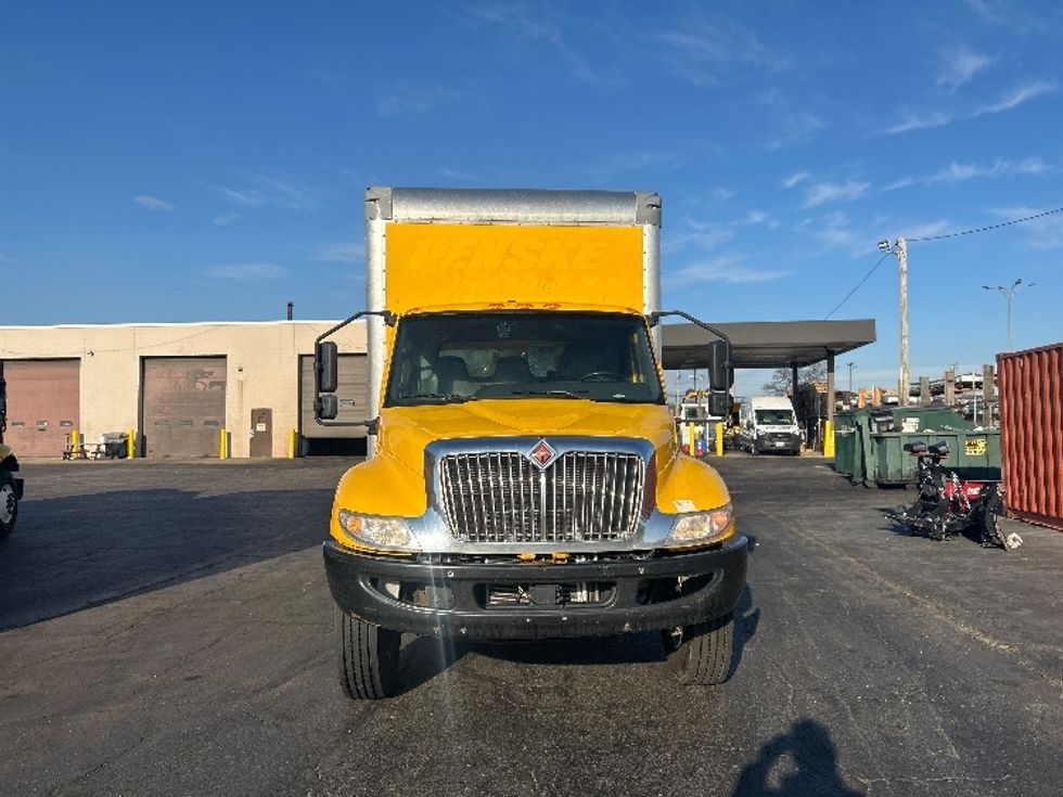 Medium Duty Box Truck-Light and Medium Duty Trucks-International-2021-MV607-Baltimore-MD-192,977\n\t\tmiles-$ 41,500 - Image 2